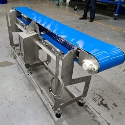 Easy to clean conveyor design